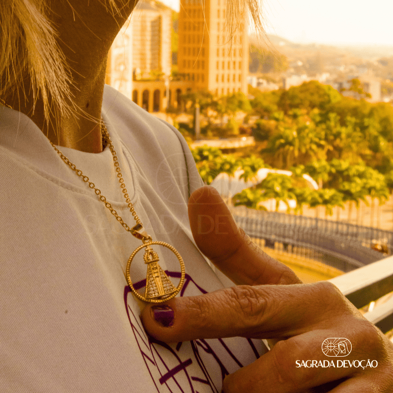 Colar Nossa Senhora Aparecida Dupla Face | Zircônia Premium Ouro 14K